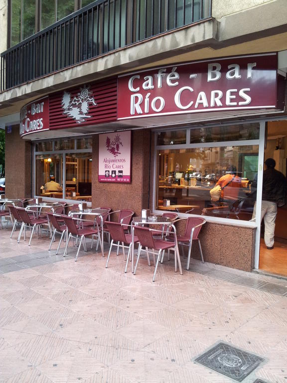 Alojamientos Rio Cares เลออน ภายนอก รูปภาพ